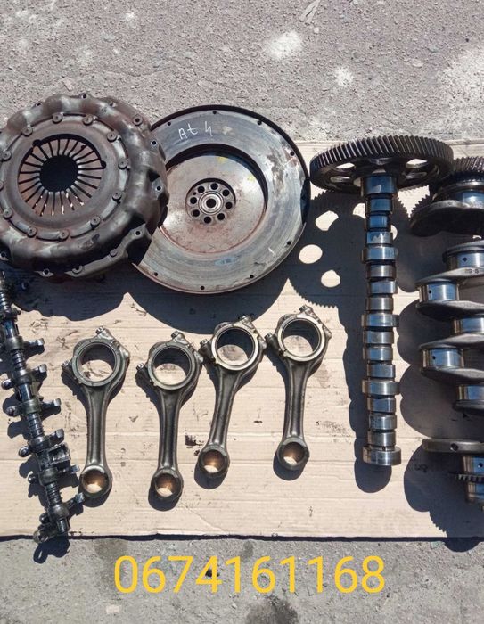 Om 904 деталі двигуна