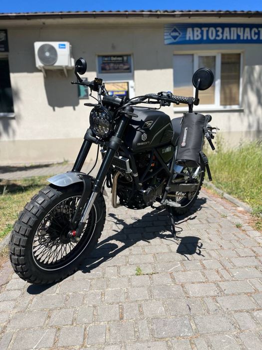 Geon scrambler 250  24.5 к.с каферейсер