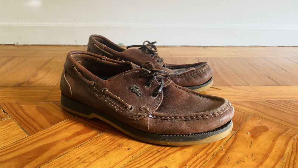 Sapto vela Lacoste castanho pele