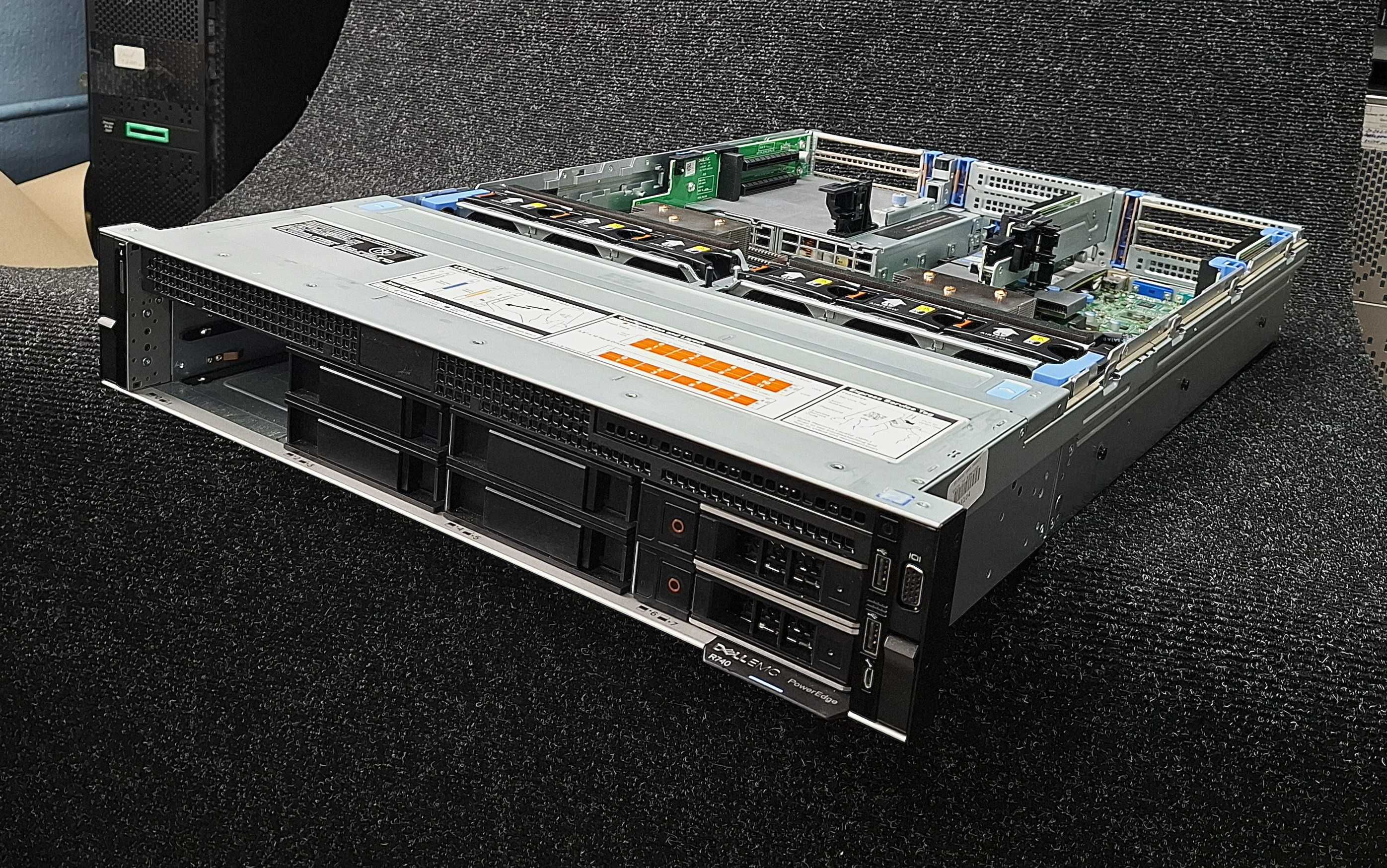 Сервер Dell Power Edge R740 8LFF