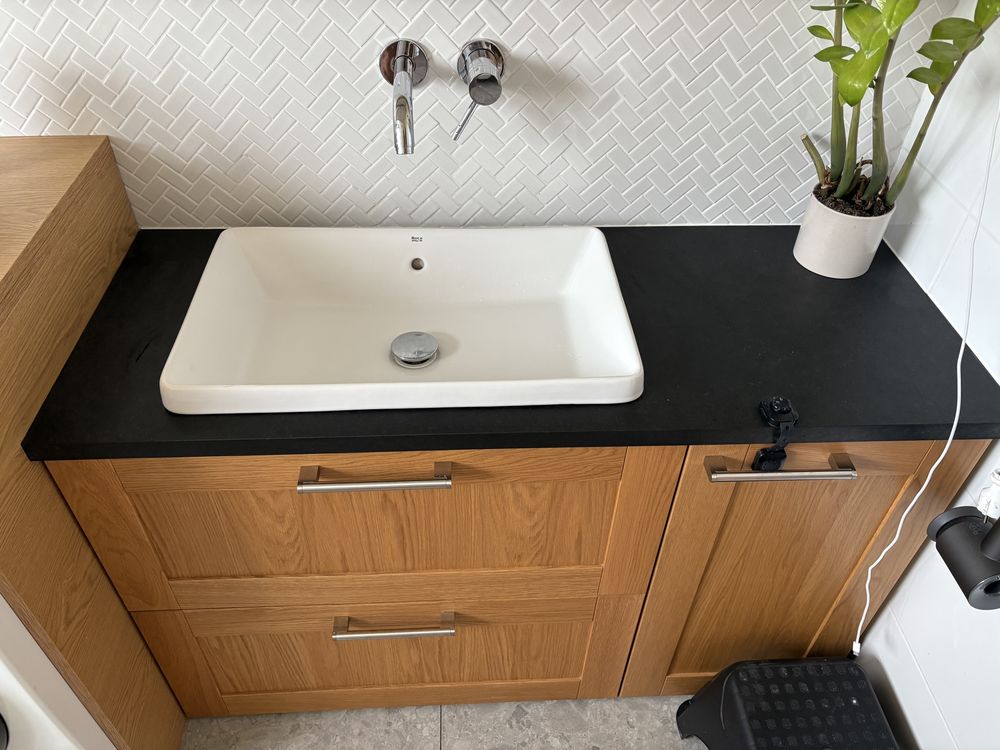 Umywalka Roca 60