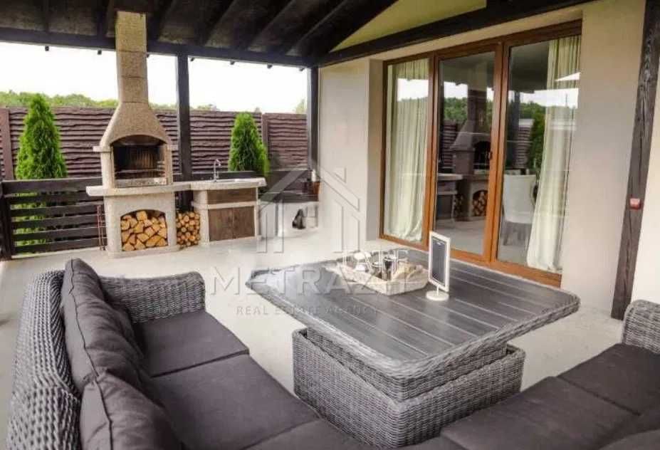 Продажа дизайнерского дома Холодная Гора Залютино