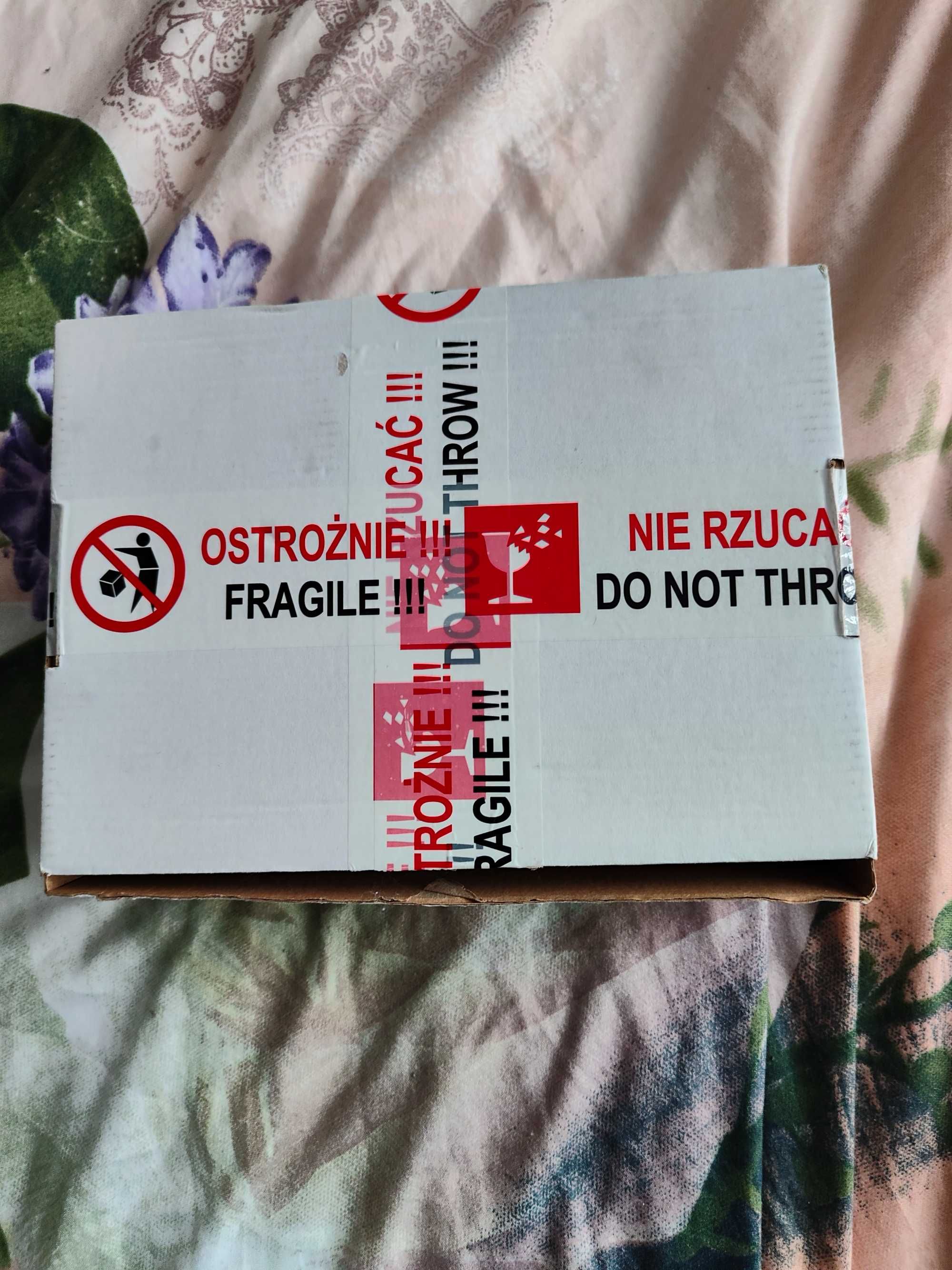 NOWE  dwie oprawy oświetleniowe schodowe