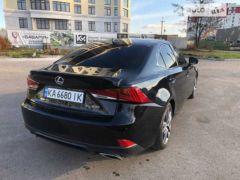 Продам Lexus IS 2020