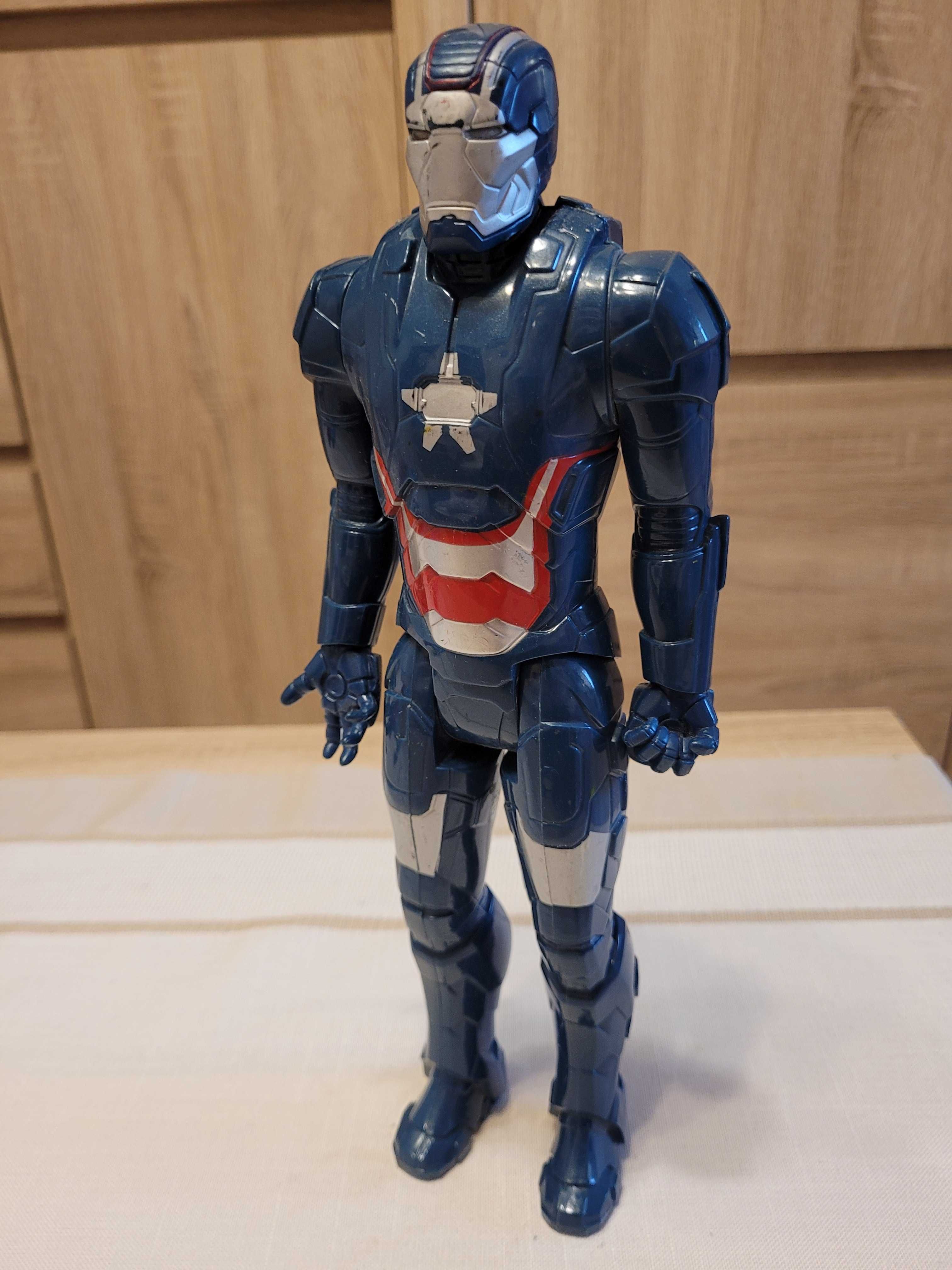 Figurka Avengers Titan Iron Patroit