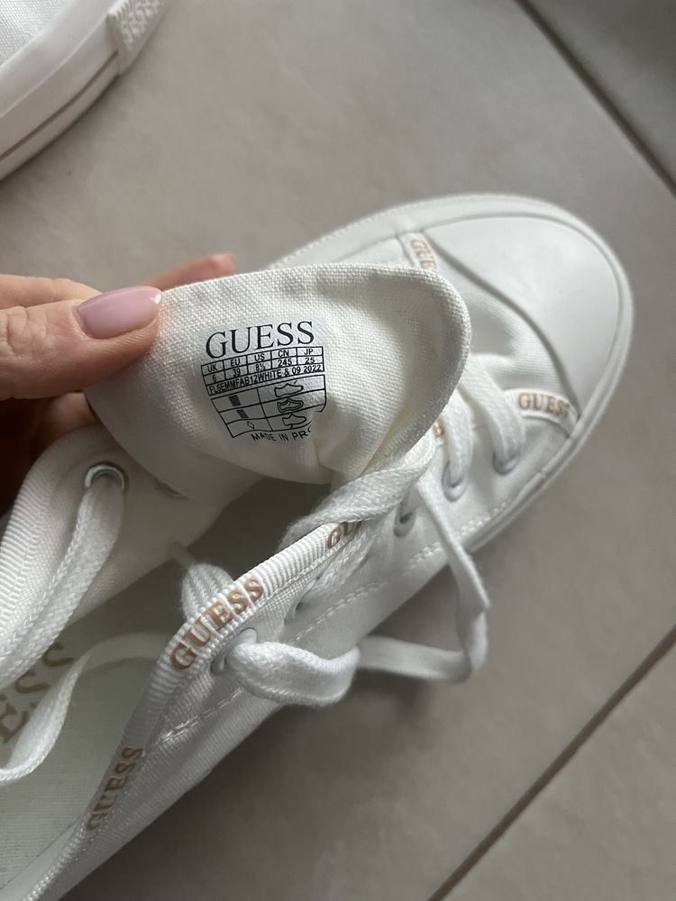 Trampki Guess rozm 39