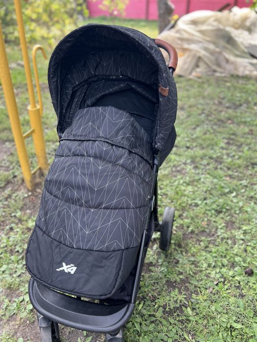 Продам прогулянкову коляску el camino x4