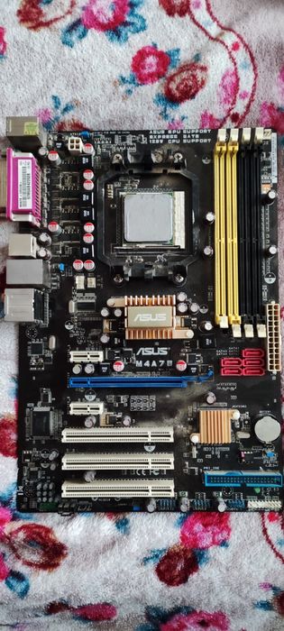 Материнская плата