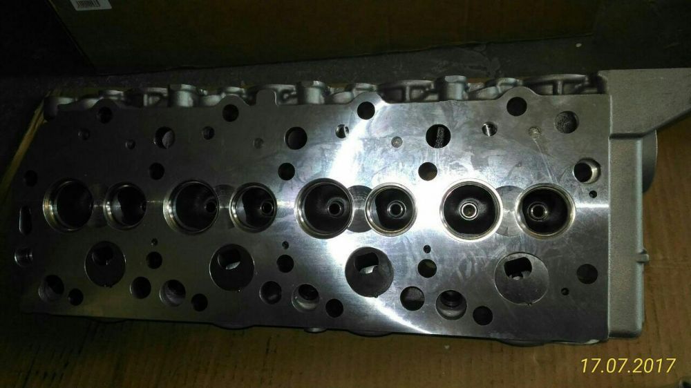 Головка блока 2.5D Mitsubishi PAJERO L200 4d56t Hyundai H100 4d56 гбц