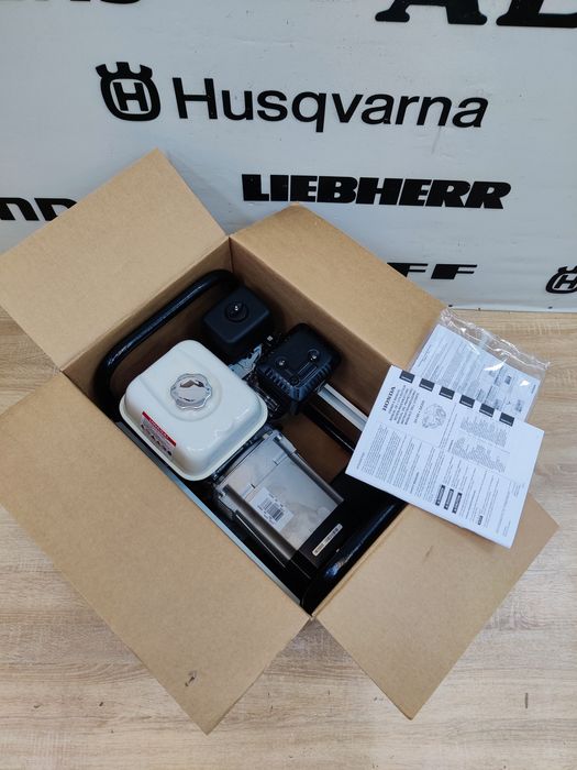 Однофазний бензиновий генератор Honda Fogo FH 3001. Linz.