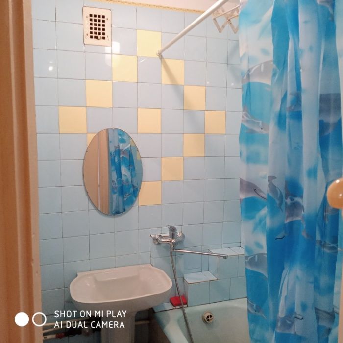 Подобово 2 кім. 1-5чел. вул . Полетаева, можливо  почасово!