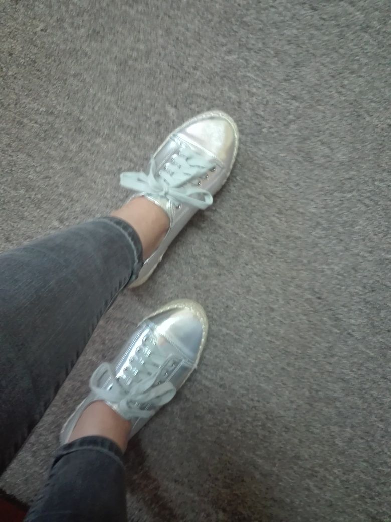 Srebrne espadryle na platformie rozm. 37