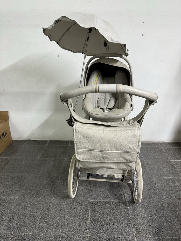Carrinho bebecar classico - elegante e confortavel
