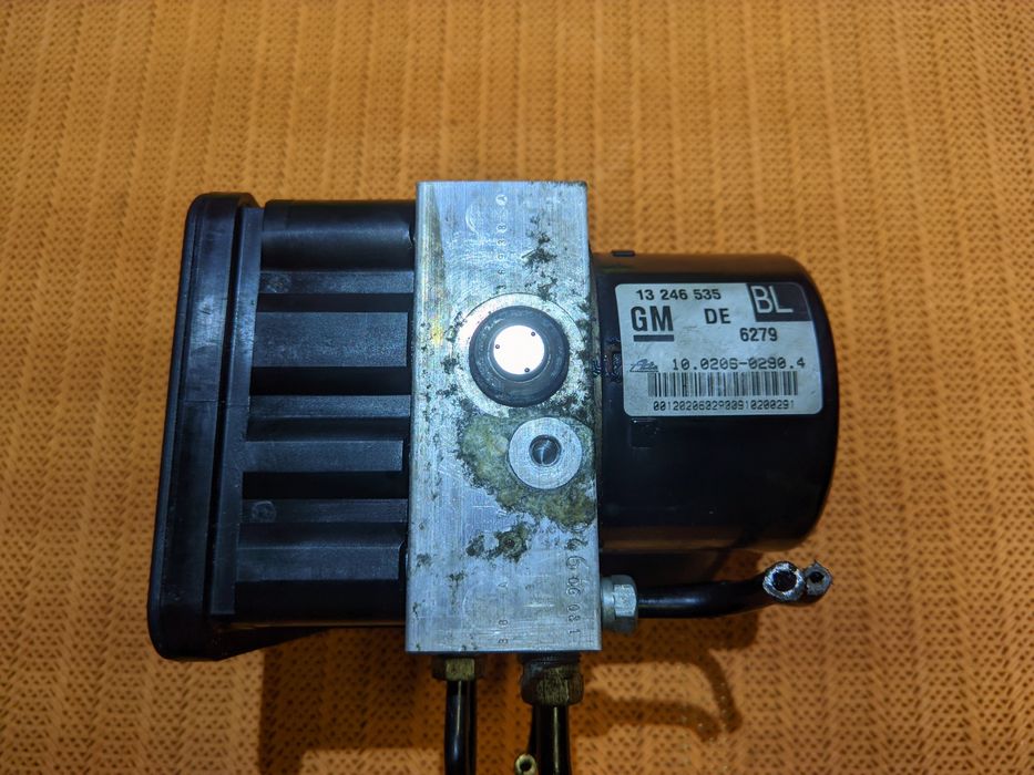 Блок ABS ESP Opel Astra H Zafira B 13246535