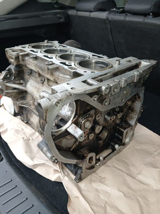 Продам по запчастям двигатель z22se блок, гбц, коленвал, поршень,шатун