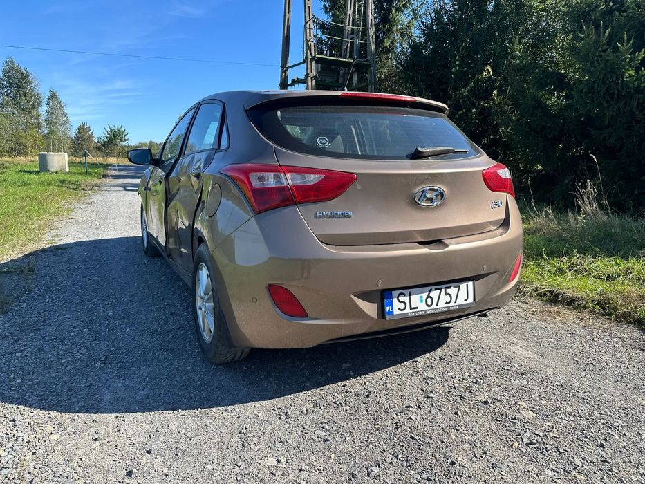 Hyundai I30 Hyundai I30 , Silnik odpala, chłodnice całe