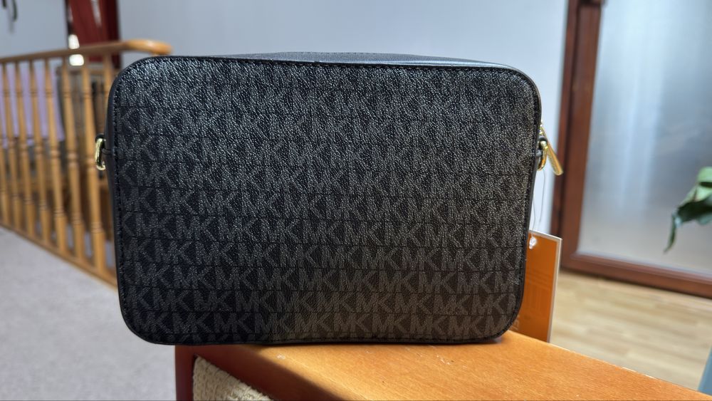 Сумка michael kors jet set logo