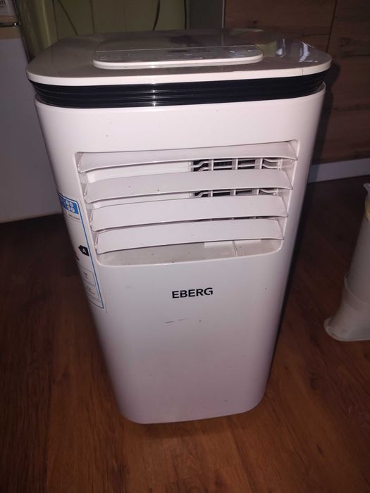 Powiew Ulgi w Sercu Lata: Klimatyzator Eberg Ochłodzi Twój Dom!