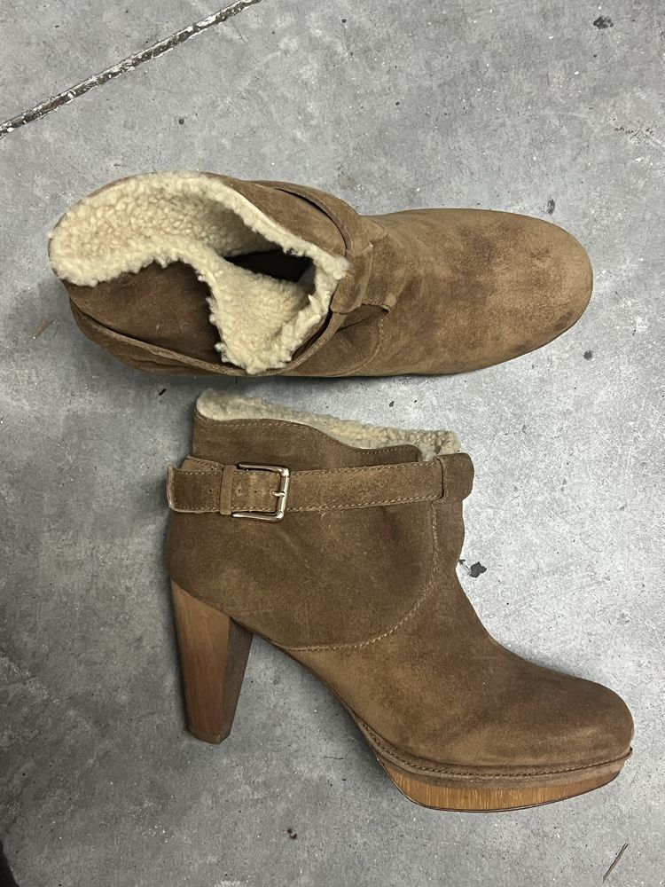 Botins camursa revestidos com pelo
