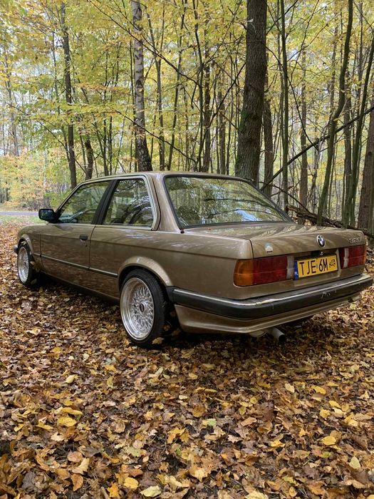 BMW e30 m20b20 320i