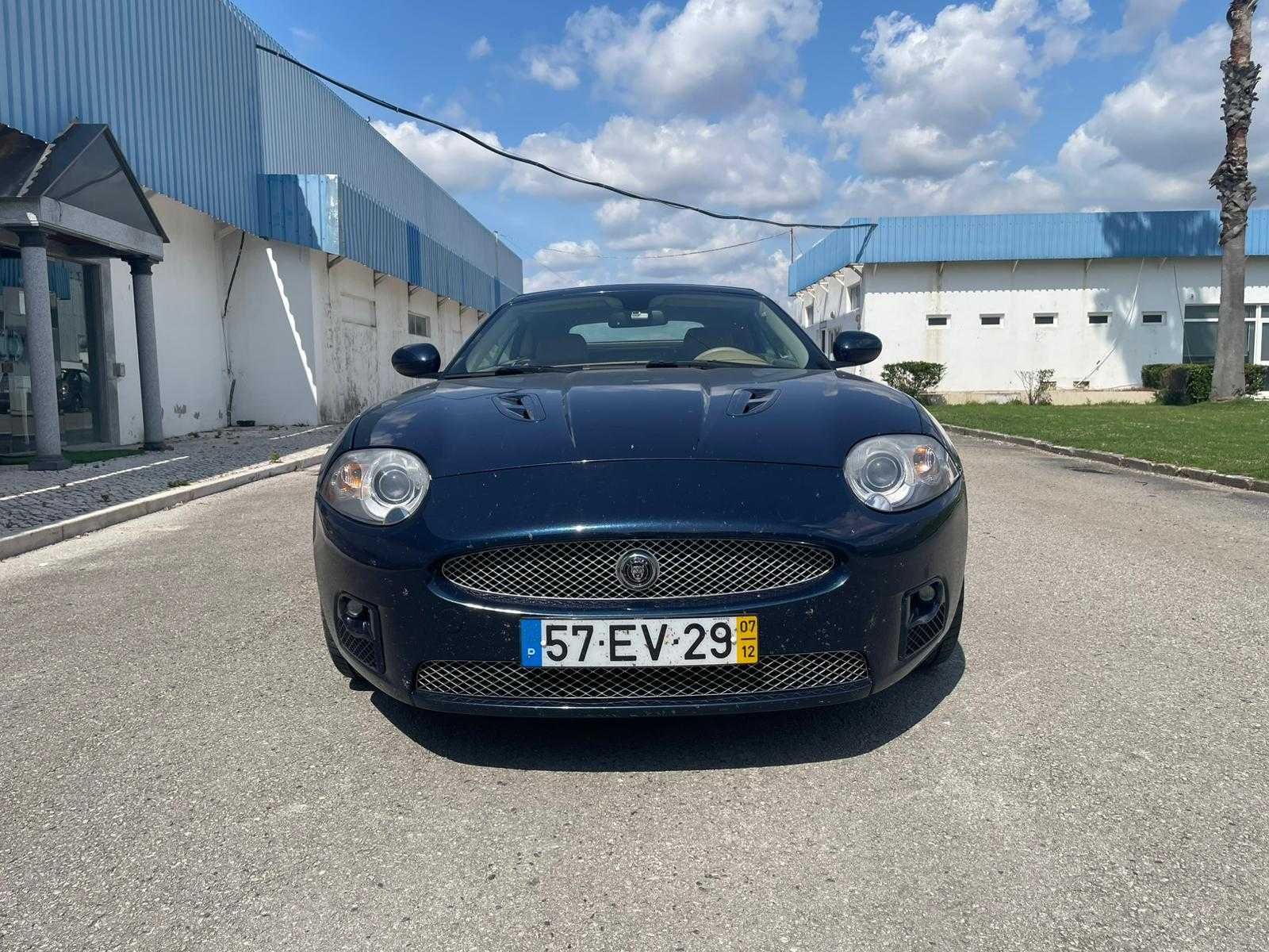 Jaguar XKR V8 4.2 Imaculado