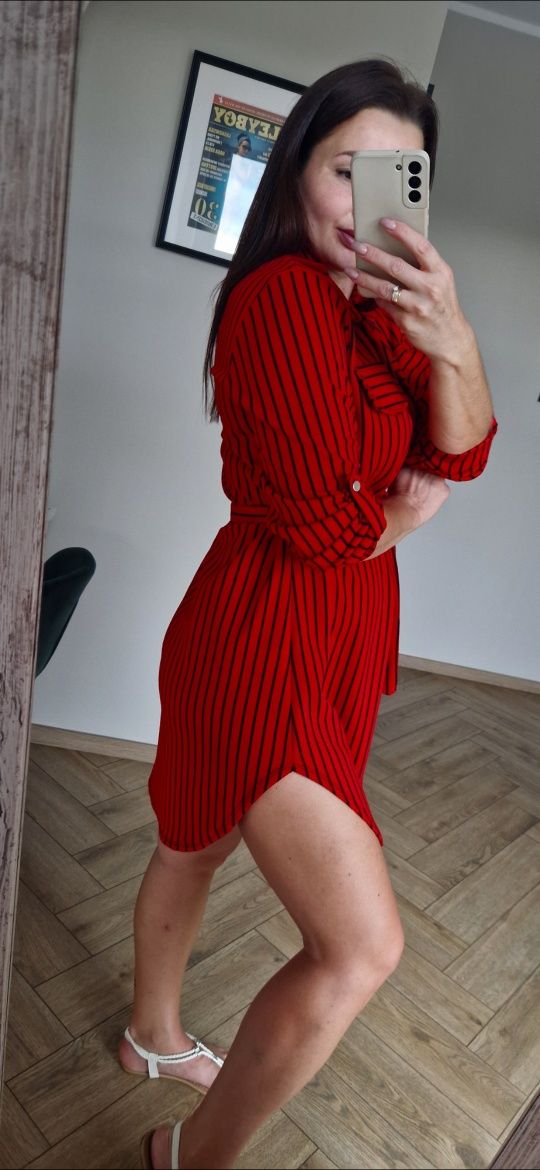 Czerwona sukienka r. Uniwersalny