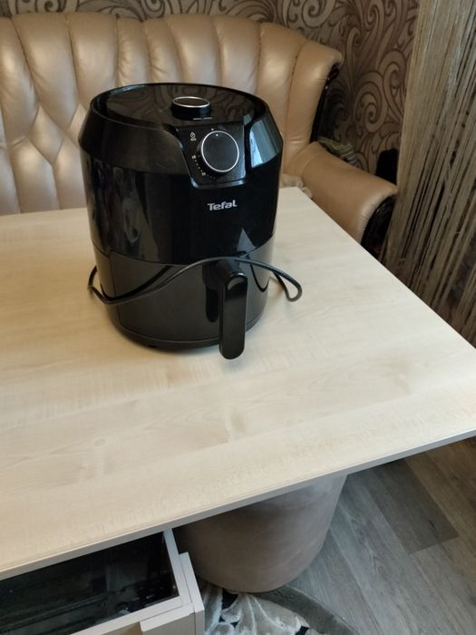 Продам Аерогріль Тефаль В хорошому состоянії почті нове