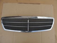 Atrapa chłodnicy grill Mercedes C klasa W203 sedan kombi 00,01,02-04