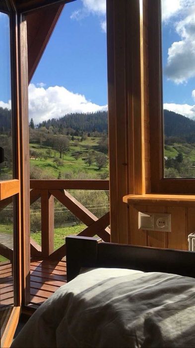 Оренда будинку готельного типу на 14 кімнат, с. Головецько