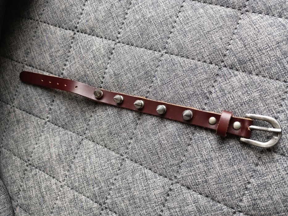 Bransoletka skórzana na klamrę z ćwiekami