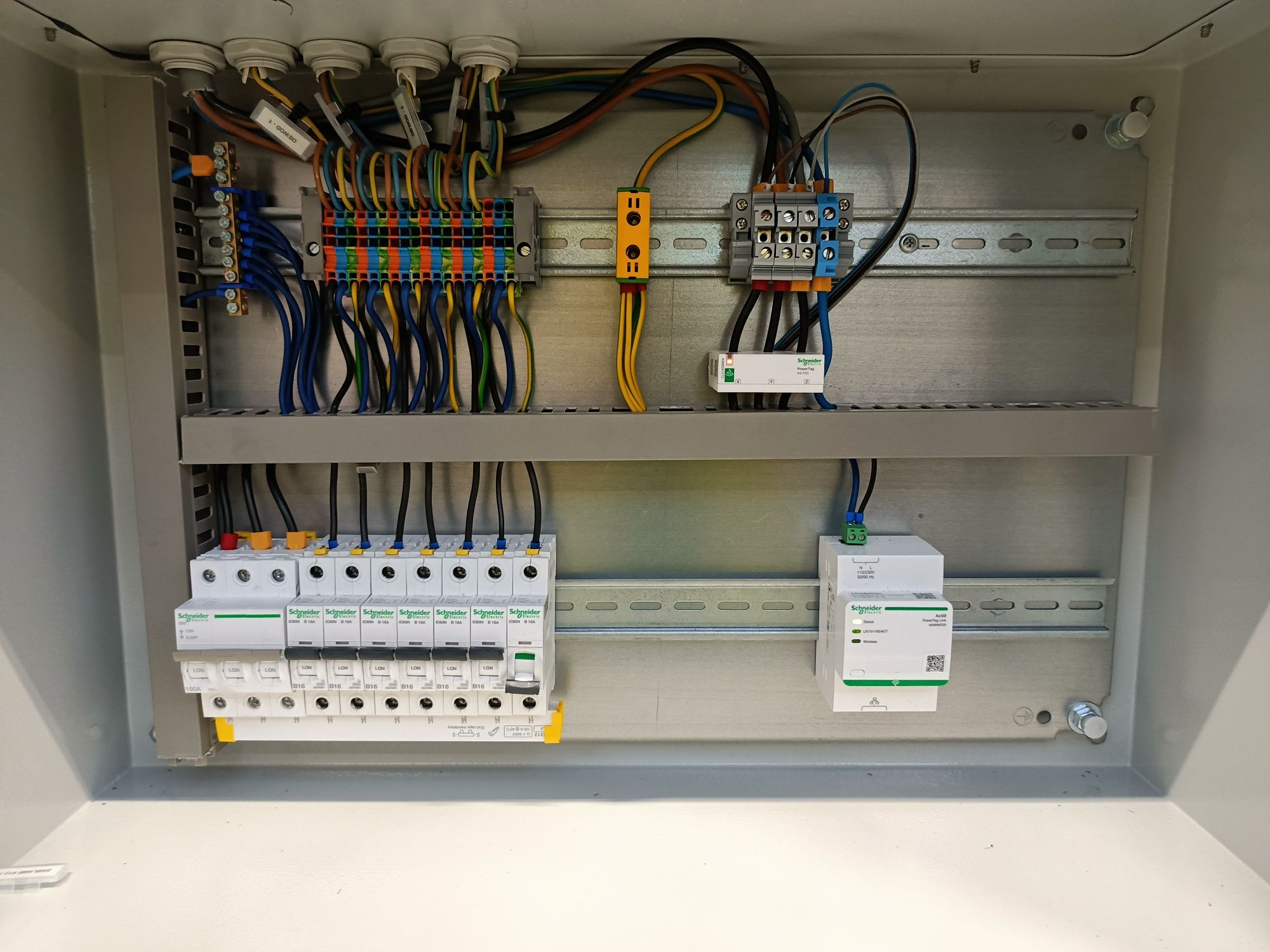 Instalacje elektryczne, elektryk