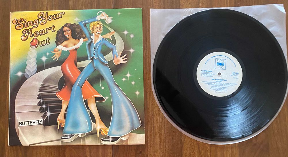 Disco de vinil: Butterfly - Sing Your Heart Out.