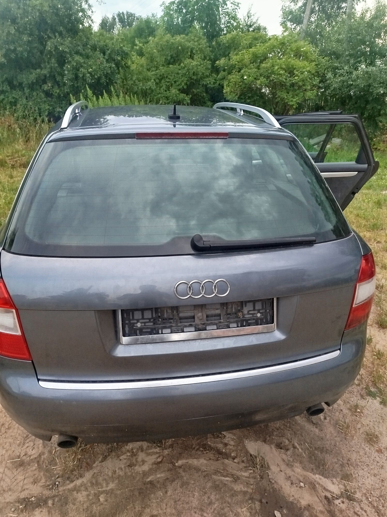 Audi a 4 b 6 . 1.8 T. Na części