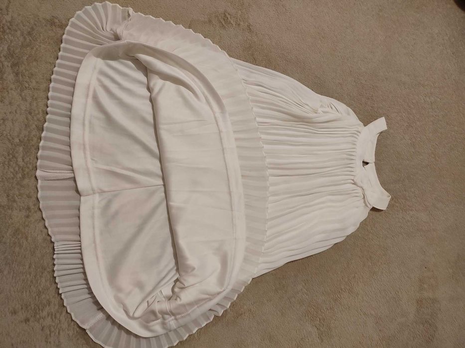 Vestido plissado branco