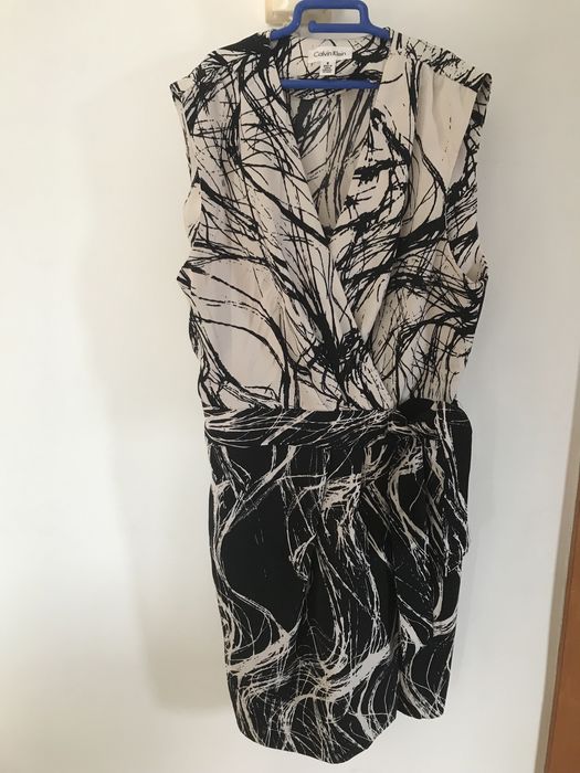 Vestido CALVIN KLEIN vomo novo