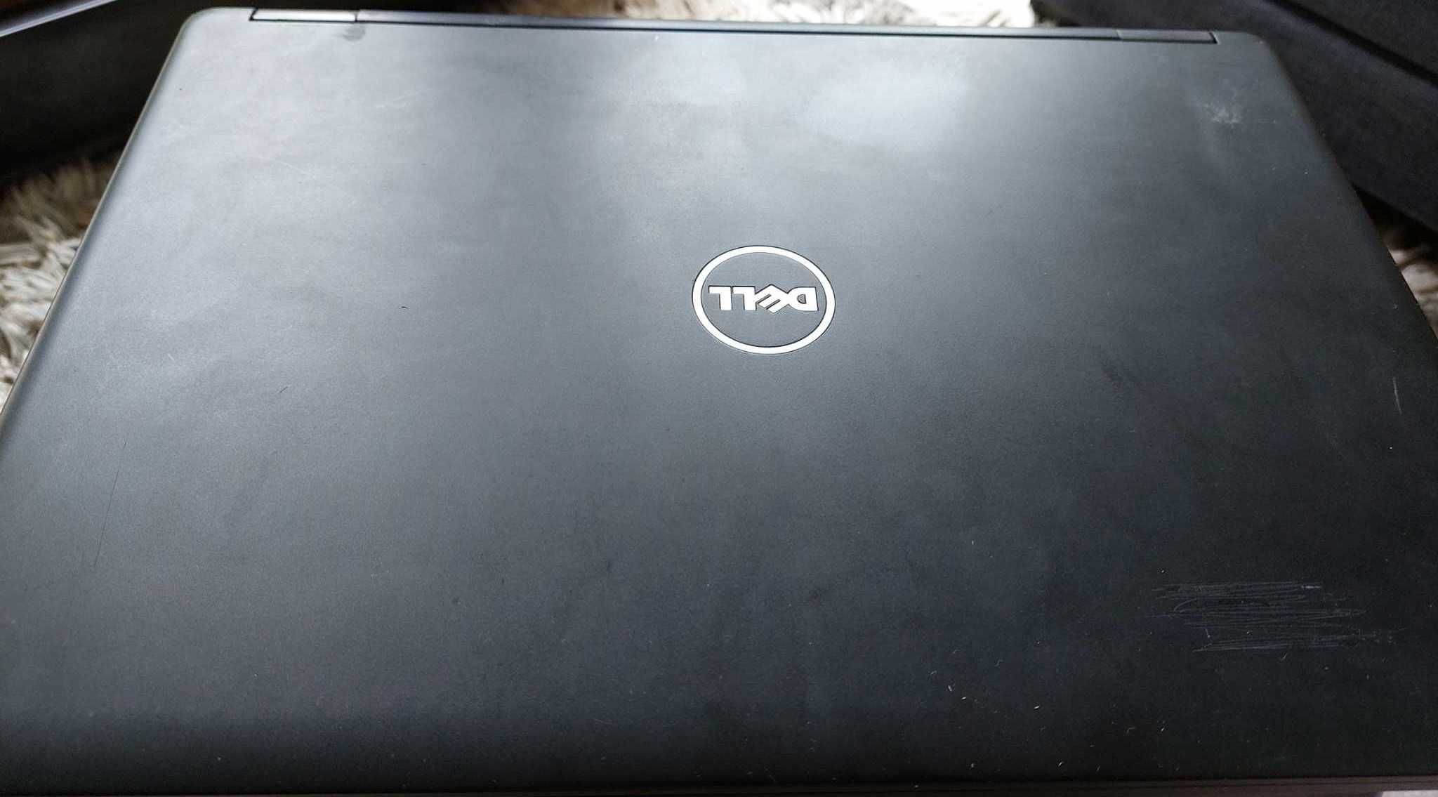 LAPTOP DELL Latitude 5480