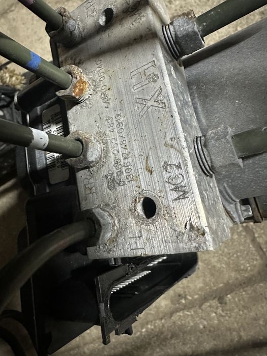 Блок АБС ABS Toyota Avensis 2.0d T27 09-15 44540-05140 44540-05120