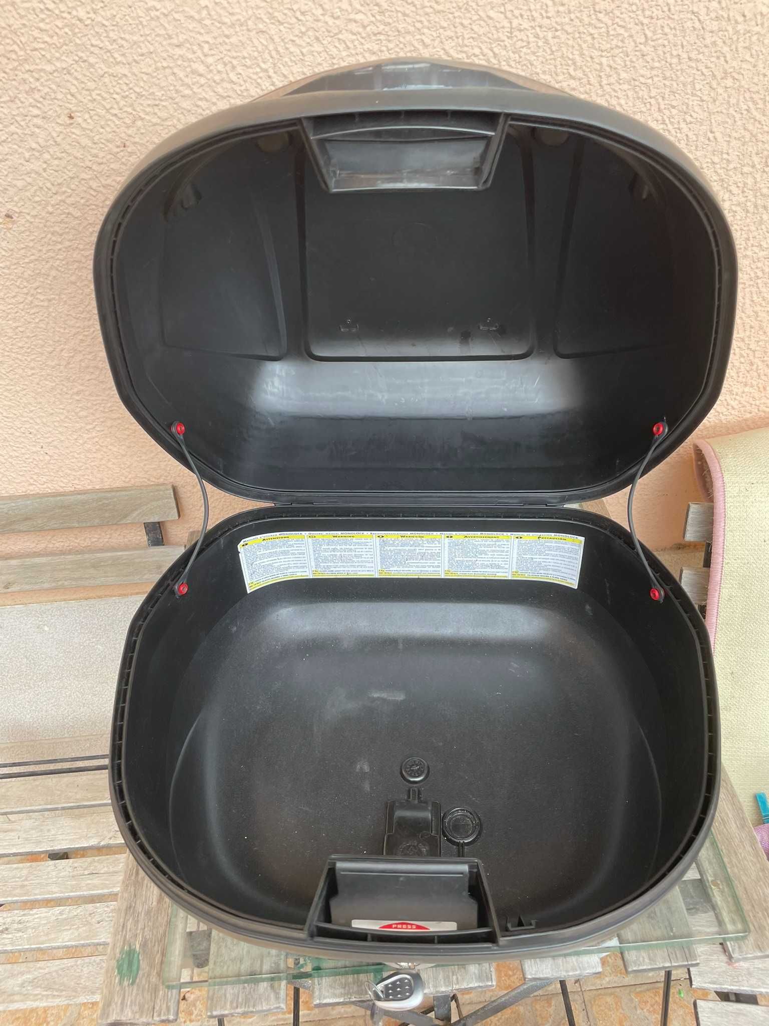 Top Case + Base GIVI