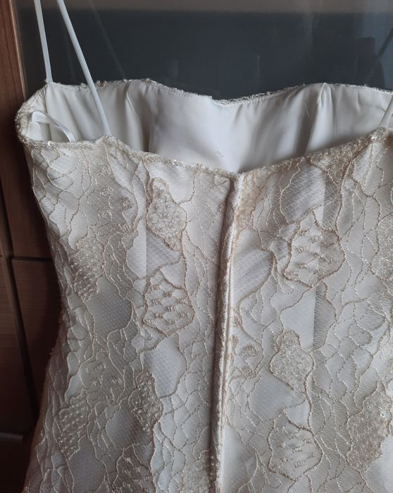 Suknia ślubna ecru, gorset, organza, cekiny