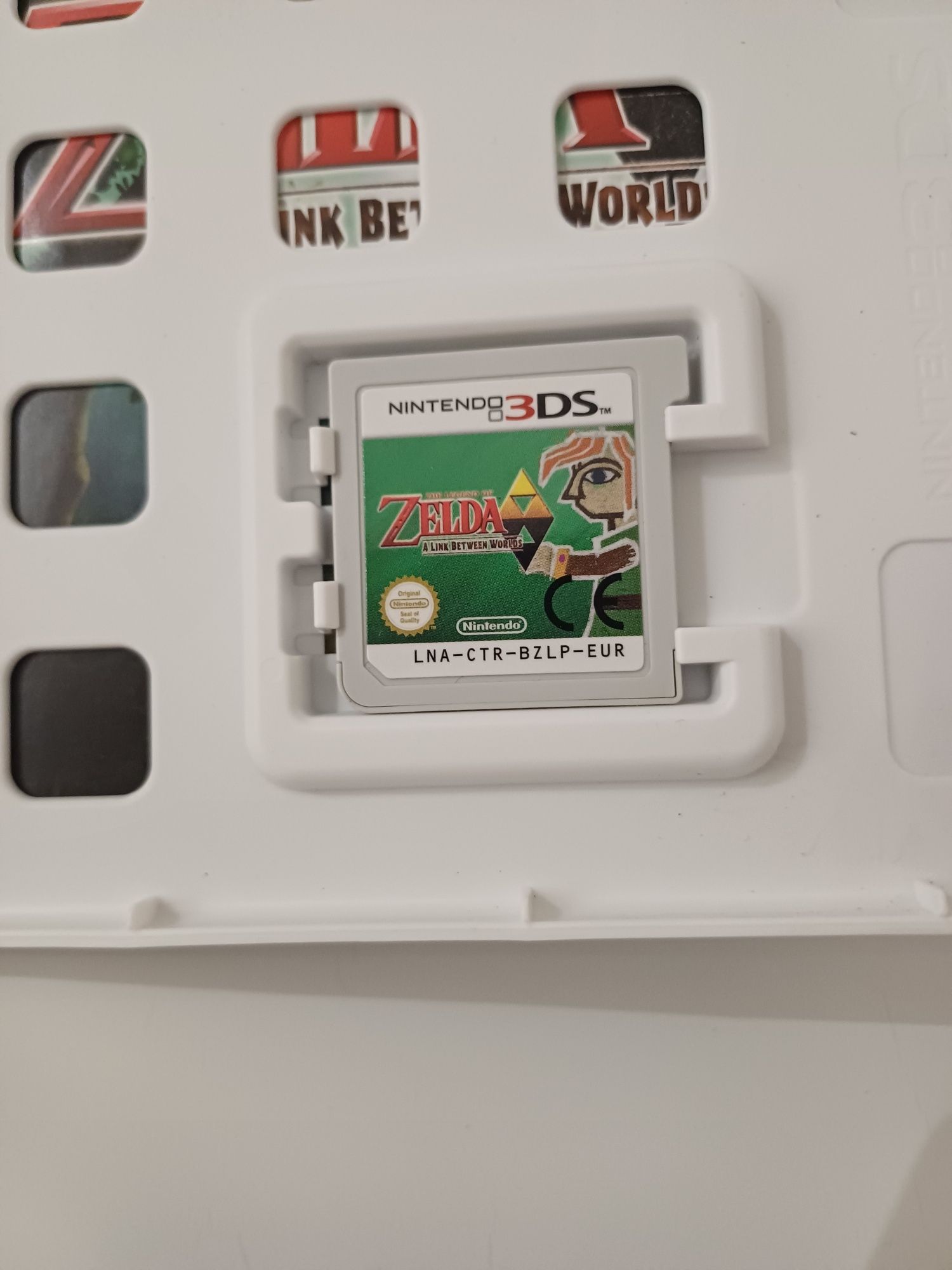 The Legend of Zelda Link Between Worlds Nintendo 3DS oryginalna