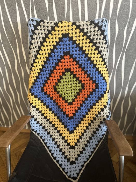 Квадратний коцик ручної роботи маленький плед коврик 94х94