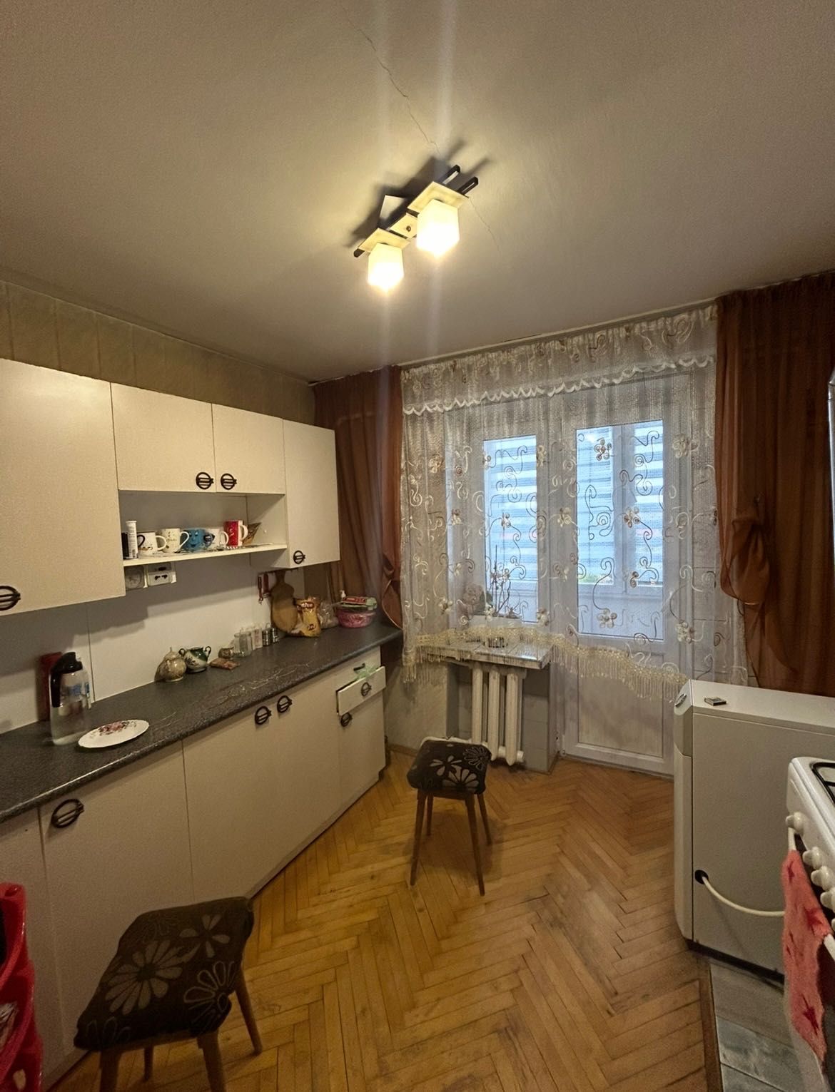 Здам 2 окремі кімнати для дівчат, вул. Чорновола, м. Самбір.