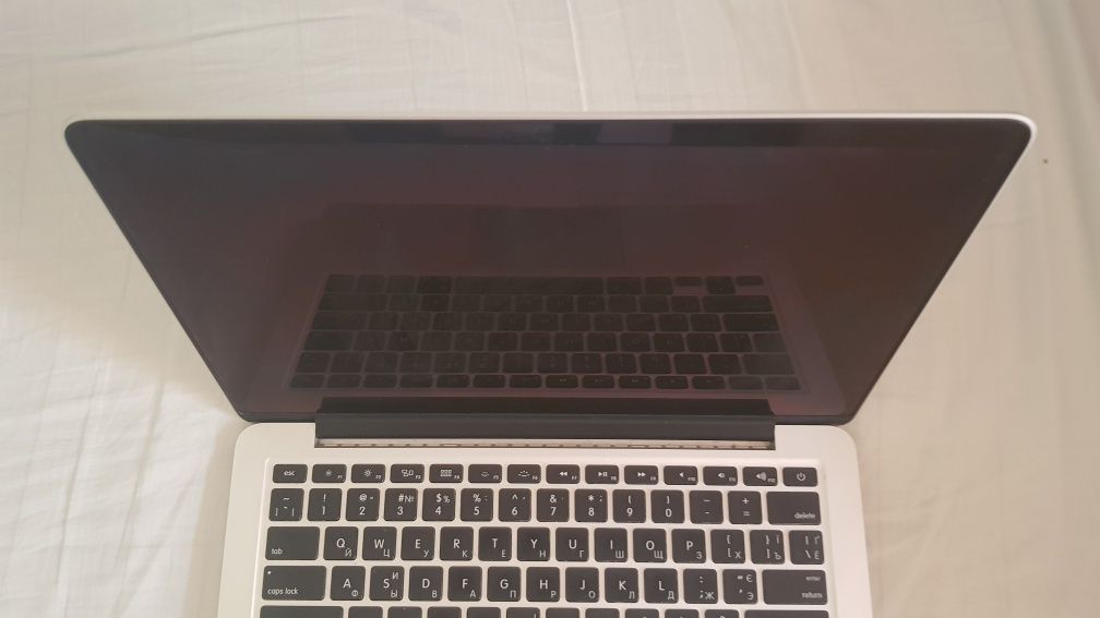 MacBook Pro 13 Early 2015 A1502 Состояние отличное