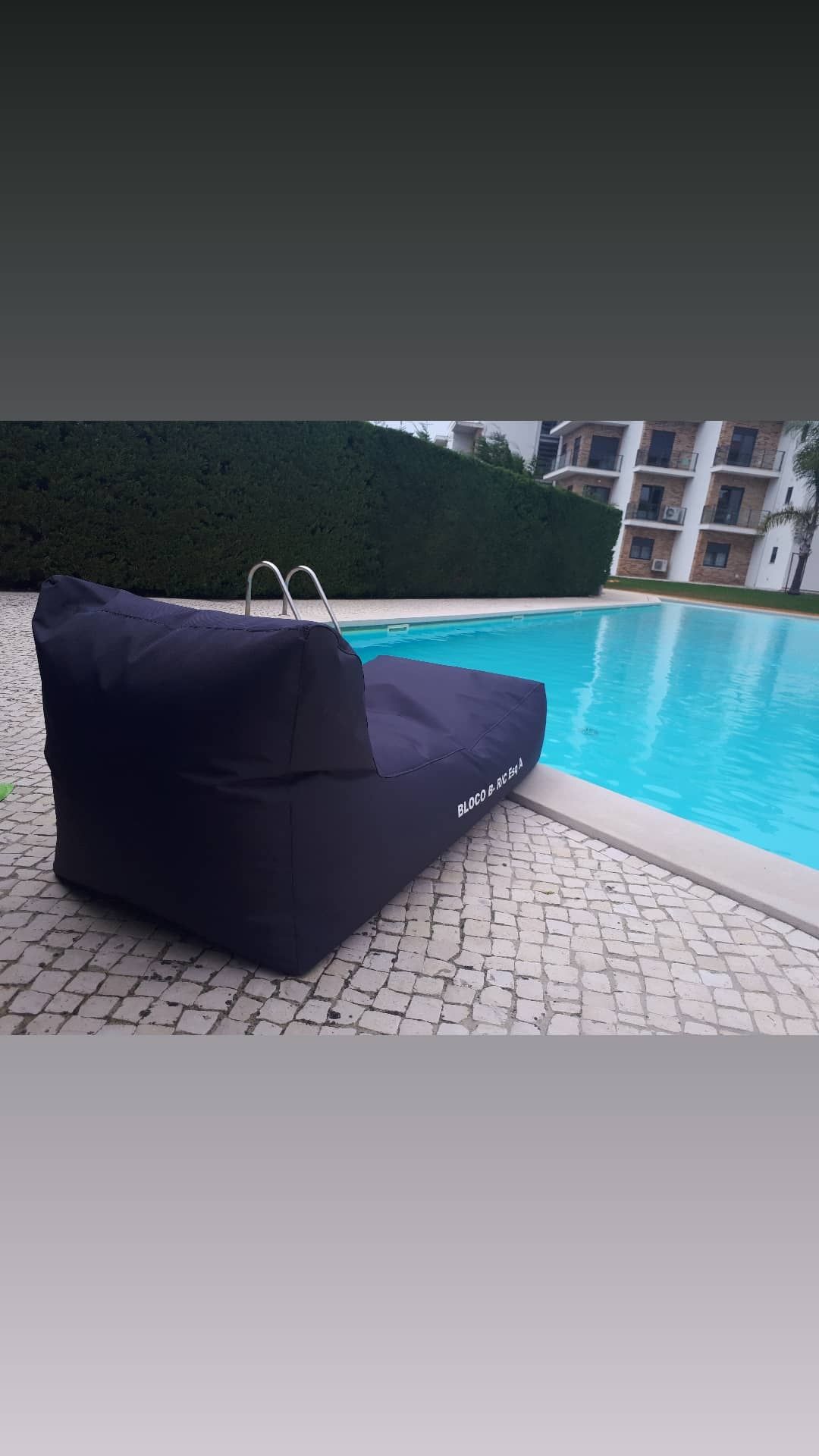 Pufe de exterior chaise longue