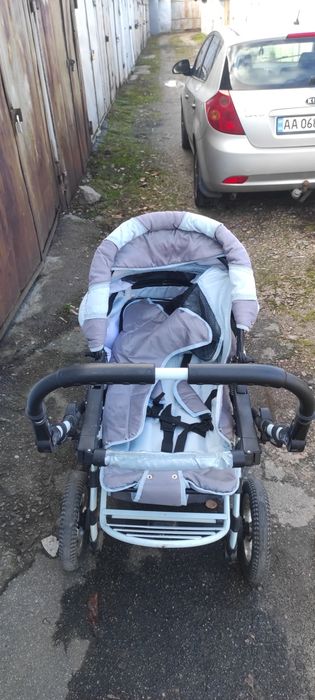 Дитяча коляска майже нова