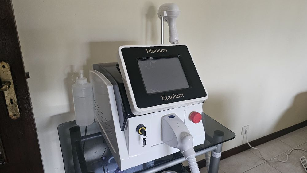 Maquina laser diodo 3 ondas seme nova