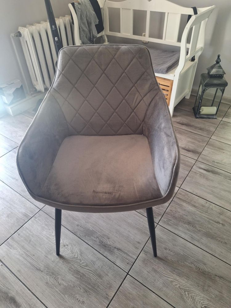 Kszesla 4/6 sztuk