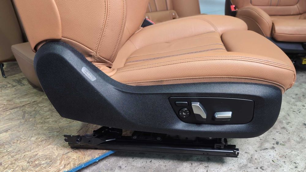 Комплект сидений, с BMW 5 Series 530i 2019