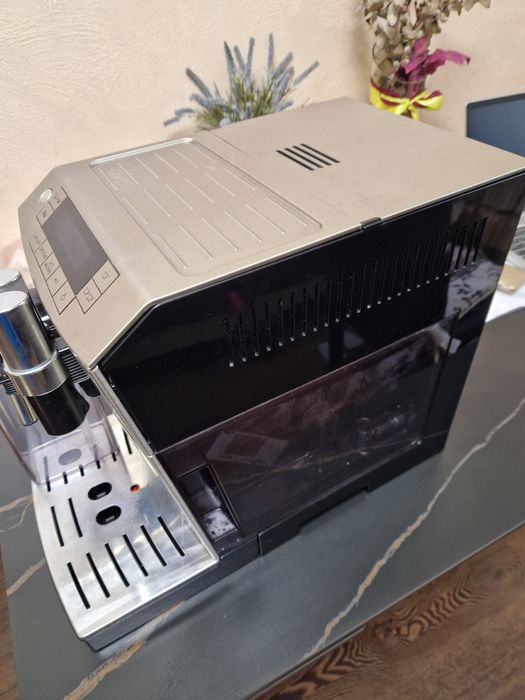 Кавомашина DeLonghi Primadonna S