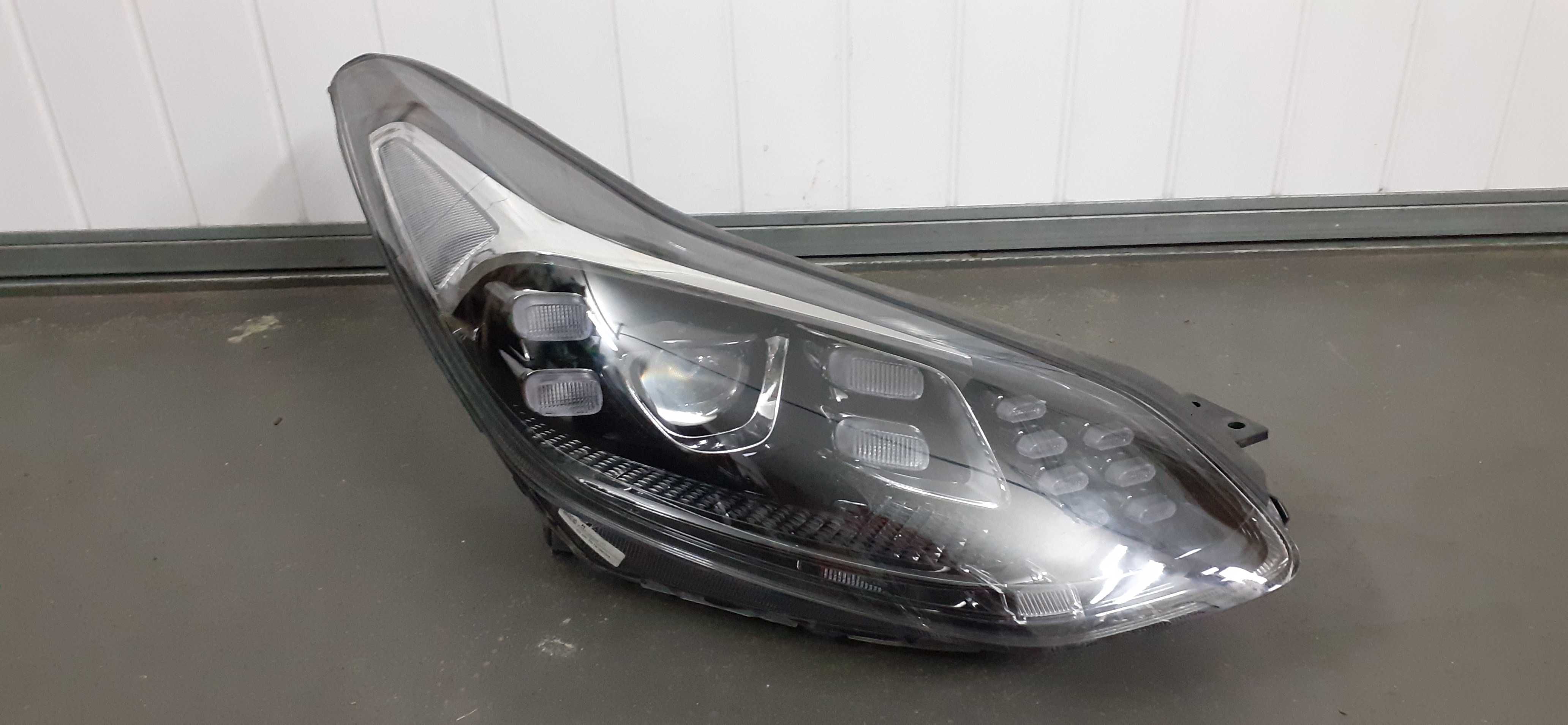 Reflektor led Kia Sportage